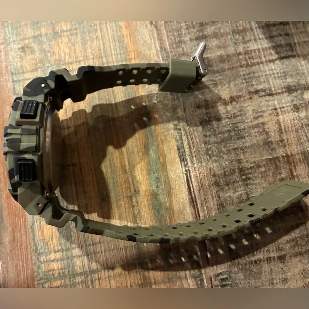 Lavaredo Mens Digital Military Sports Watch